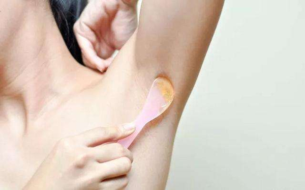 脫腋毛方法步驟