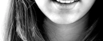 下巴為什么常常長閉口呢