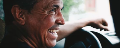 抽煙牙齒黃怎么變白