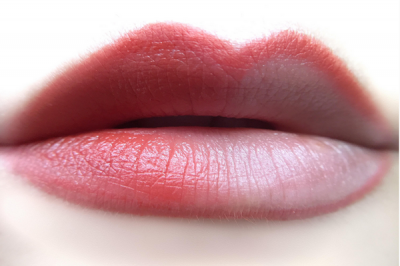 0147289611308 唇線筆顏色應該怎么選擇