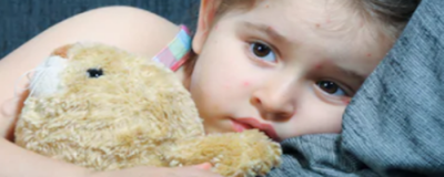 臉頰長痘痘怎么回事