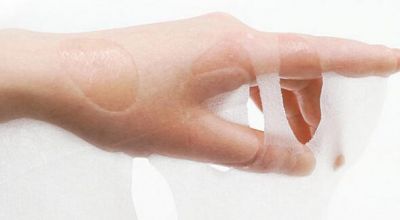 0745342911311 敷面膜的精華不吸收是怎么回事