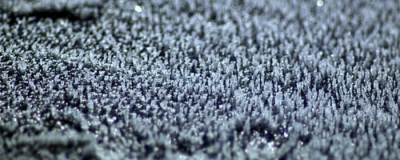 晚上擦面霜容易悶痘嗎