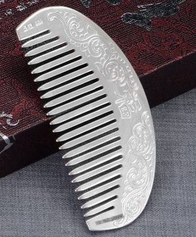0929546111311 銀梳子梳頭都有哪些好處