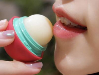 eos伊歐詩潤唇球辨別真偽方法