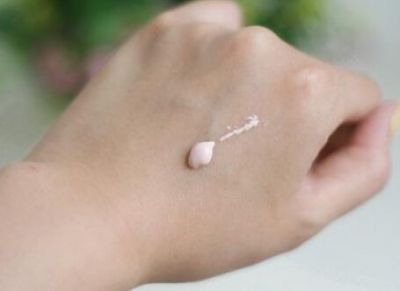 先用妝前乳還是隔離霜