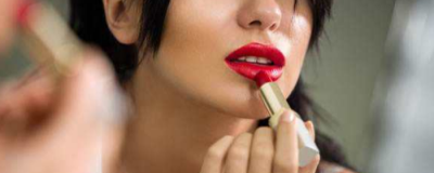 1146345811308 皮膚不白適合什么顏色的口紅