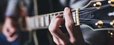 手被曬黑了怎么變白