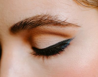 1202316711313 內眼線和外眼線的區別