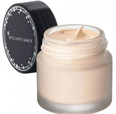 防曬霜是在粉底液前用還是粉底液后用