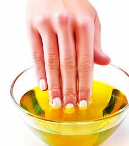 橄欖油可以當眼霜來用嗎