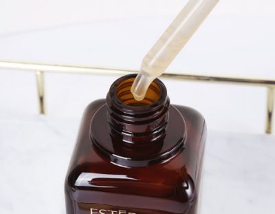 雅詩蘭黛面部精華怎么用