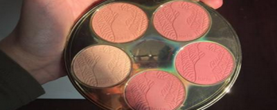 冬天適合什么顏色腮紅