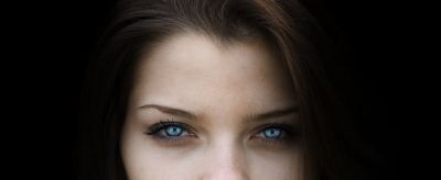 下眼袋發青是什么原因