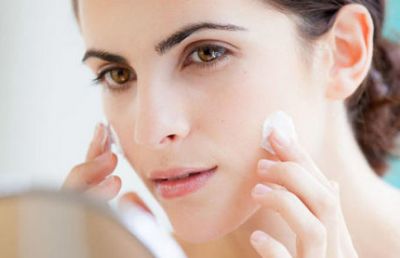 1639468011311 涂完素顏霜后要拍散粉嗎