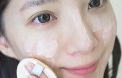 1639571411311 涂完素顏霜后要拍散粉嗎