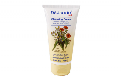 小甘菊洗面奶小孩能用嗎