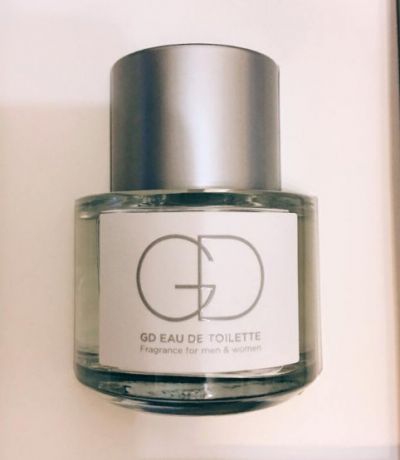 gd香水真假對比方法