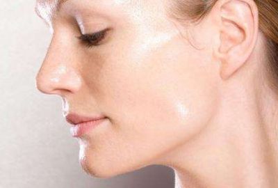 臉上反光是皮膚好嗎