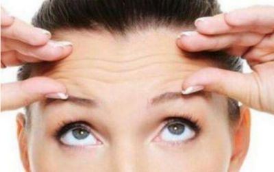 年輕人為什么也會長抬頭紋