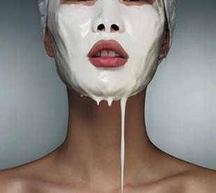 額頭毛孔粗大怎么改善