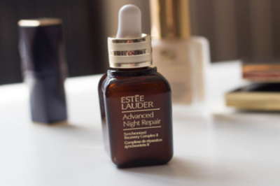 蘭蔻小黑瓶和雅詩蘭黛小棕瓶哪個好