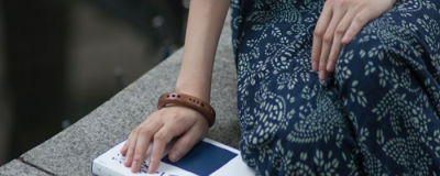 1836242111308 冬天皮膚干燥起皮怎么辦