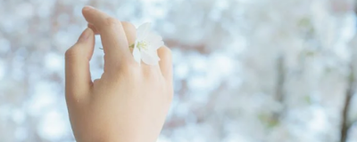 1836307811308 冬天皮膚干燥起皮怎么辦