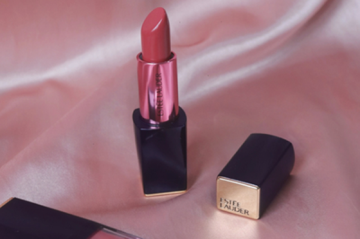 1945359711308 怎么防止口紅不掉色