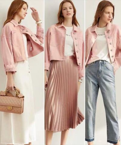 粉色風衣內搭什么打底