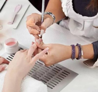 2008322311311 第一次去美甲店怎么說