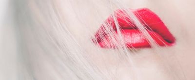 嘴唇厚怎么涂口紅