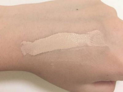 粉底液上面浮著一層水是怎么回事