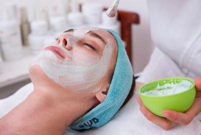 2123212211313 先敷面膜還是先用爽膚水