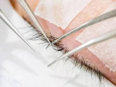 為什么明星不接睫毛