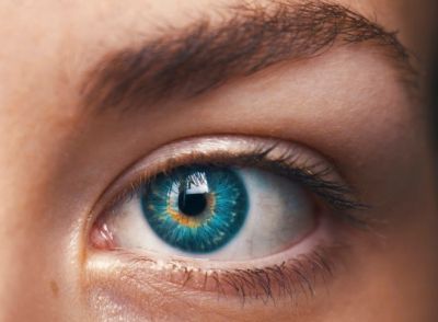 2328394911313 如何單邊挑眉