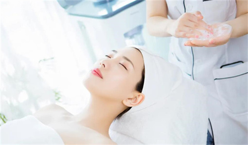 干細胞除皺和肉毒除皺哪個效果好