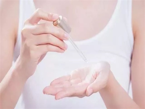 8_2019829165706218_4 皮膚細紋多是什么原因